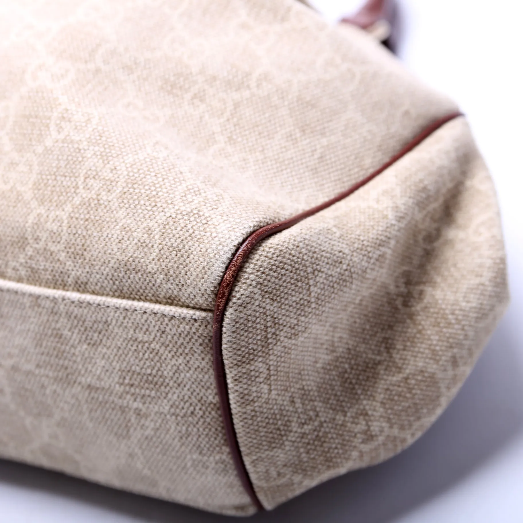 211944 Sukey GG Leather Medium Beige