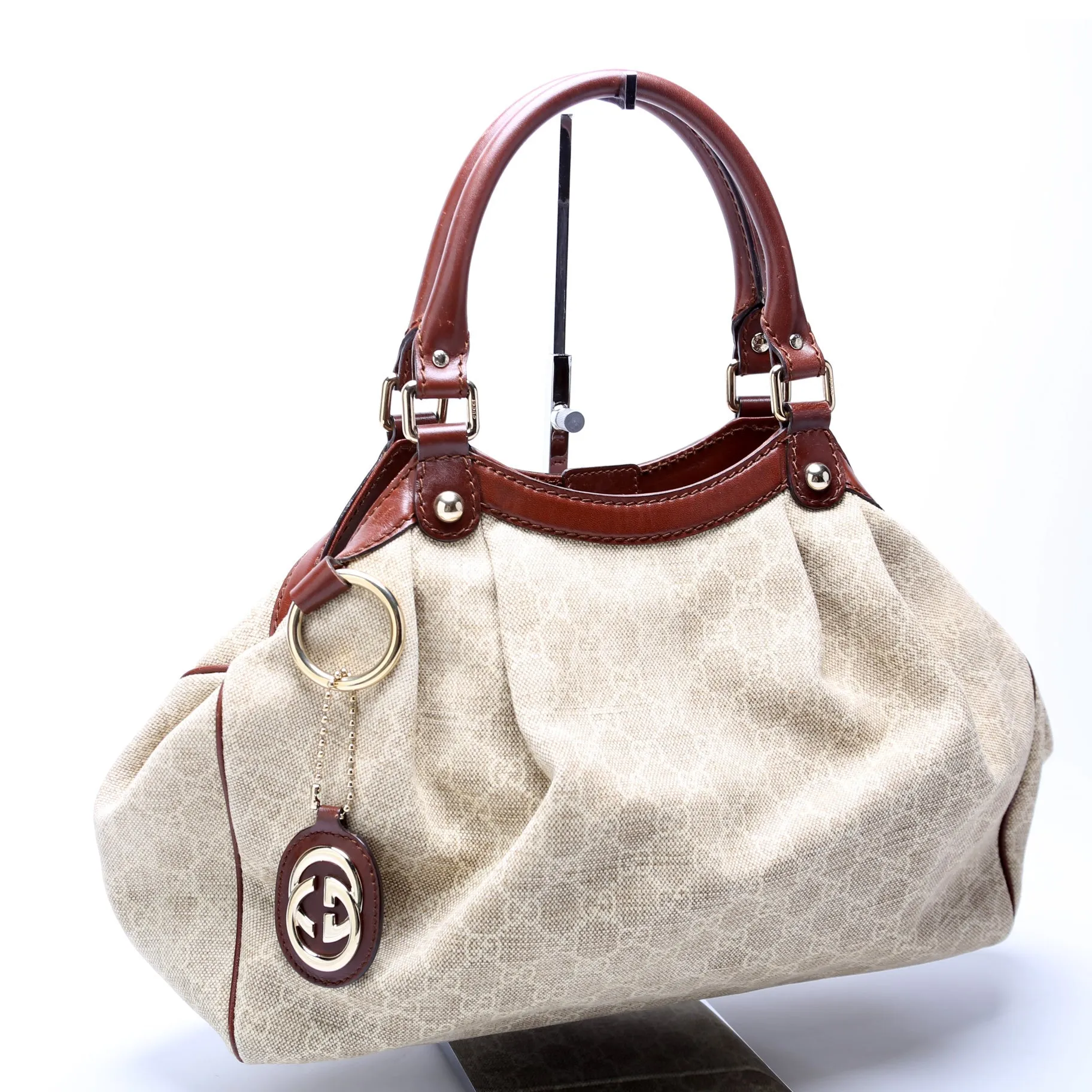 211944 Sukey GG Leather Medium Beige