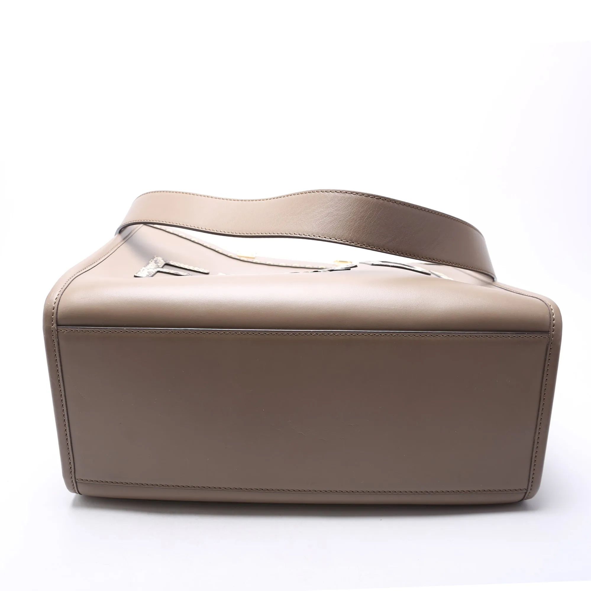 8BH386 Sunshine Shopper Medium Leather Grey