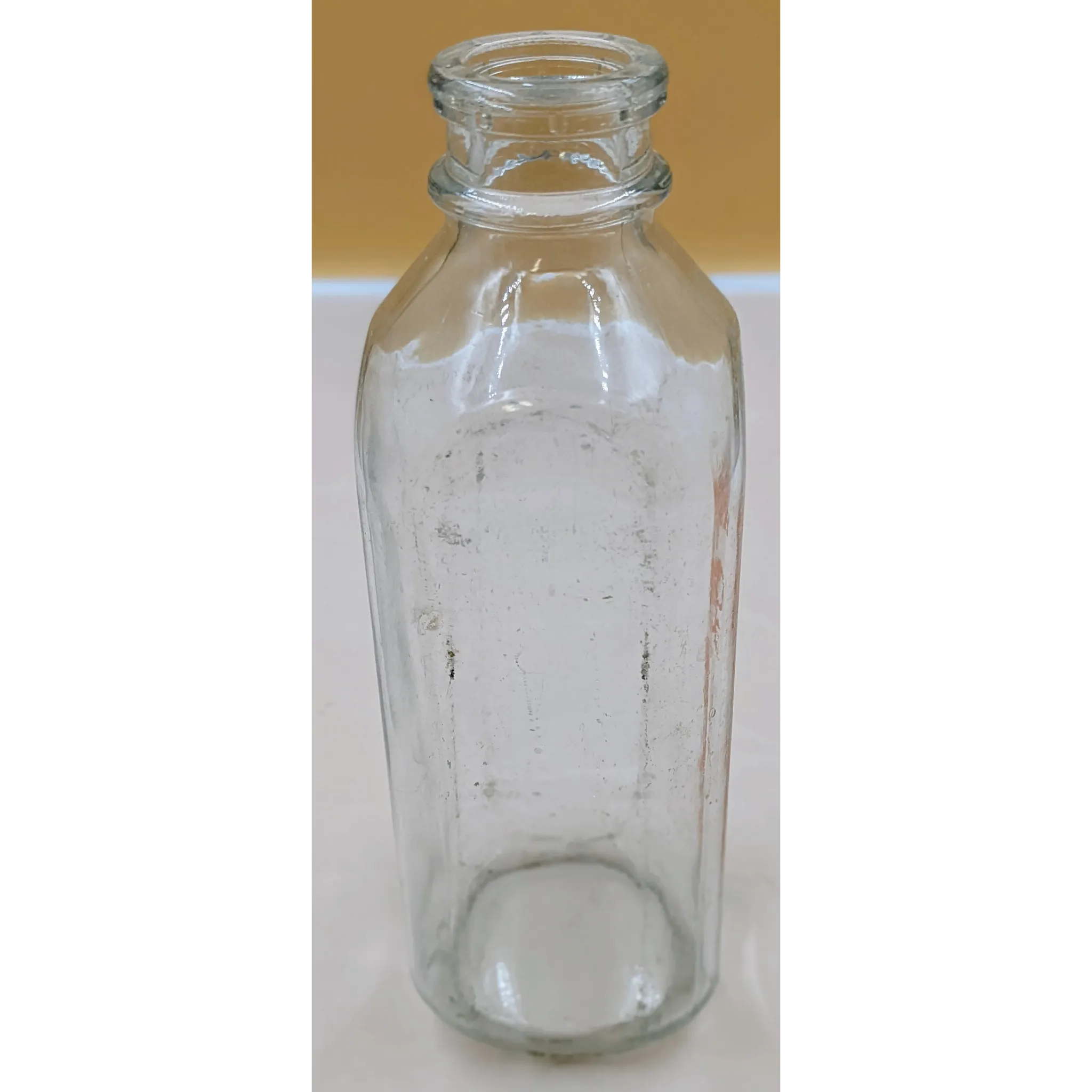 Hamilton Dairyland Bottle