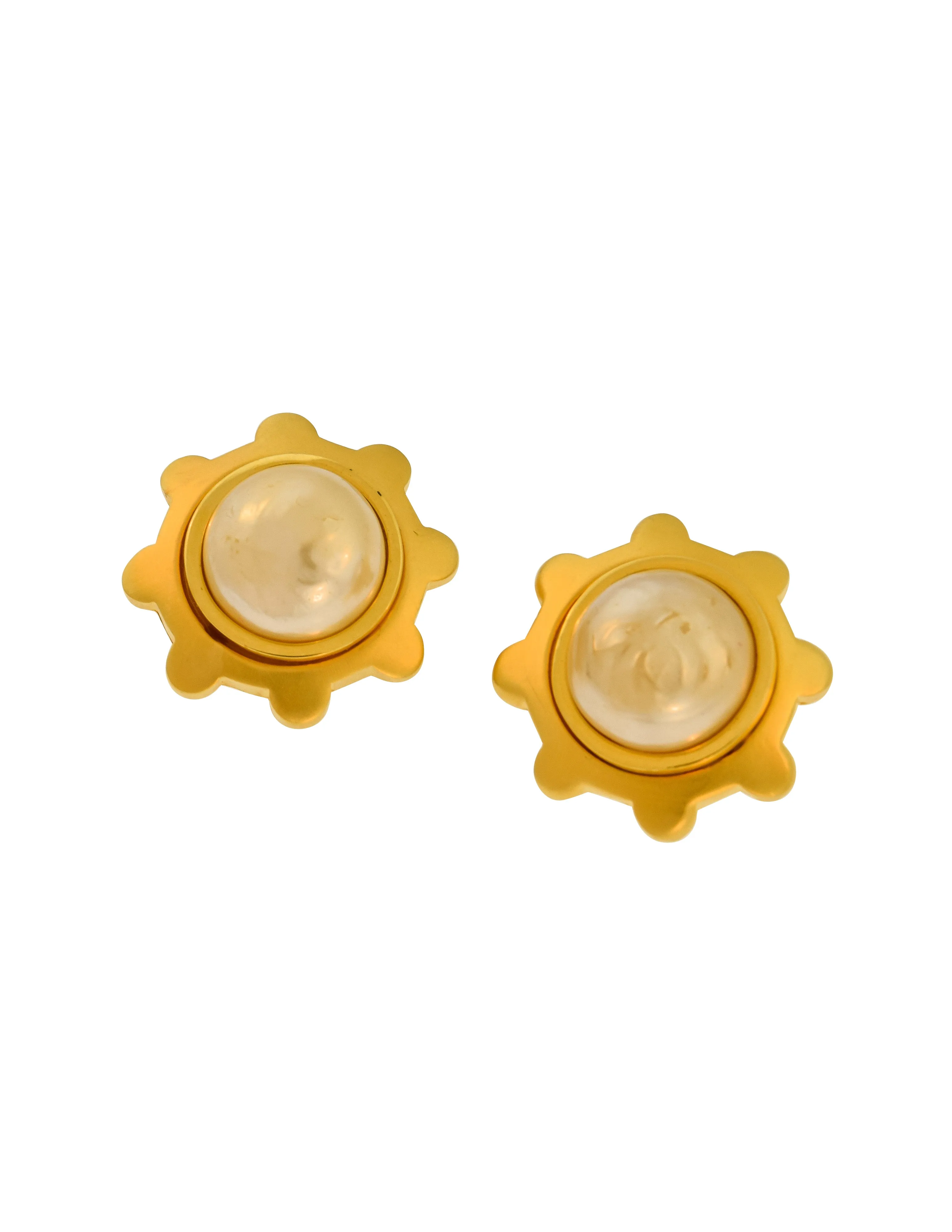 Karl Lagerfeld Vintage SS 1991 Brushed Gold Gear Frame Baroque Pearl Earrings
