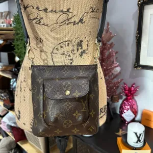 The Junco Crossbody - Vintage LV Monogram in Black