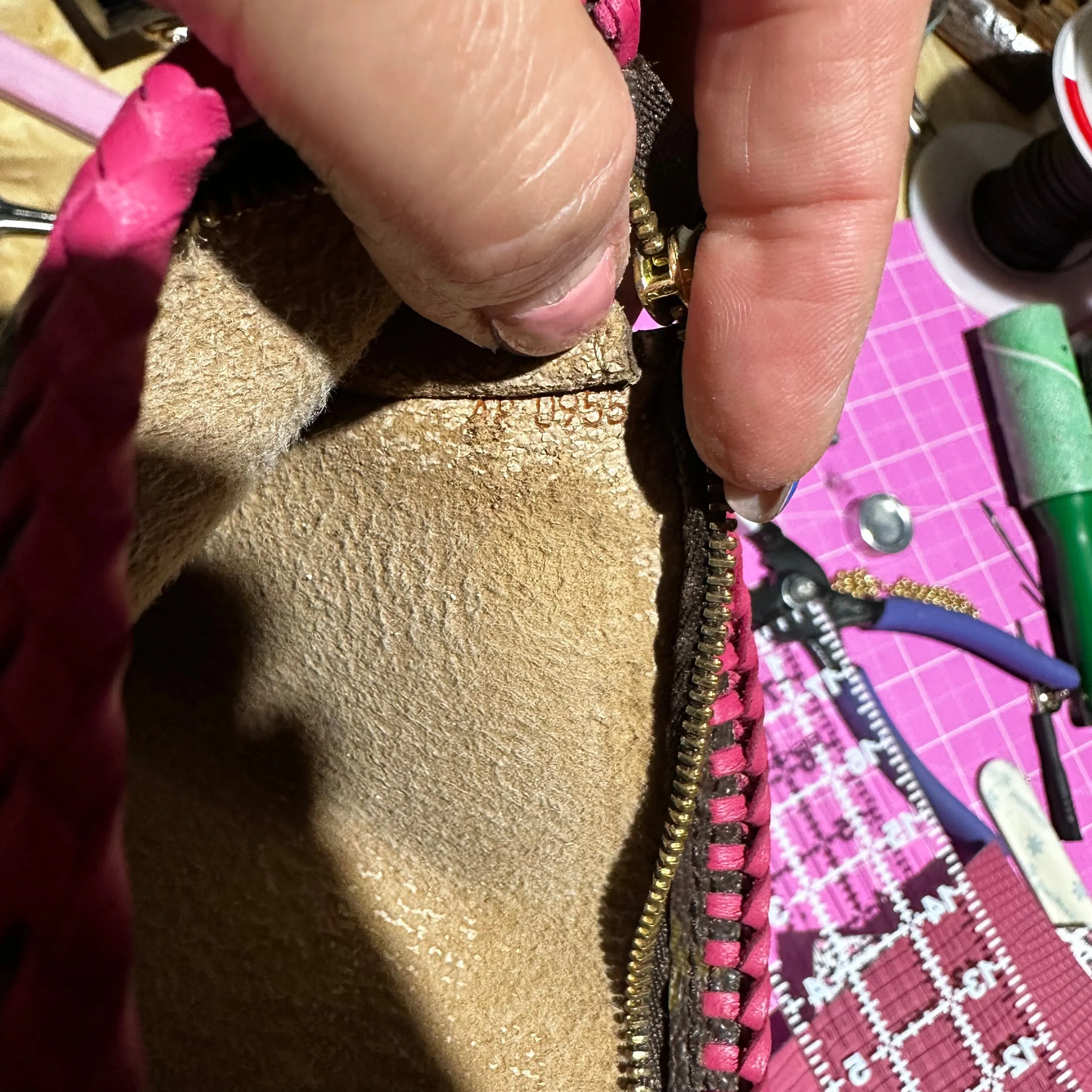 The Junco Wristlet - Vintage Monogram in Hot Pink